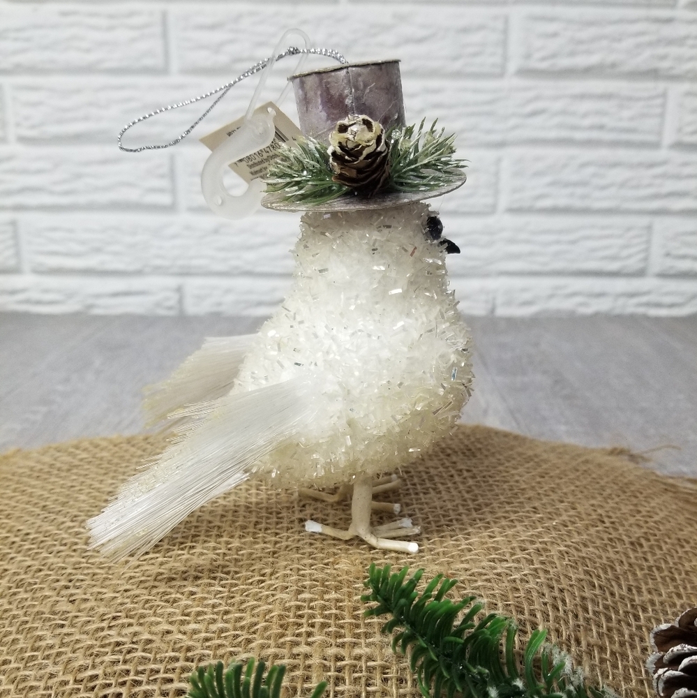 Sweet Holiday Bird Decor - Picture 5 of 9
